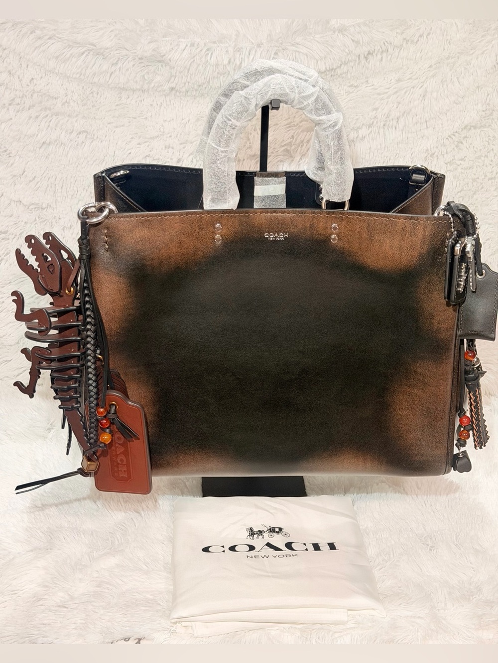Coach Rogue 40 in  Loved Leather With Charms. Limited edition. NWT
